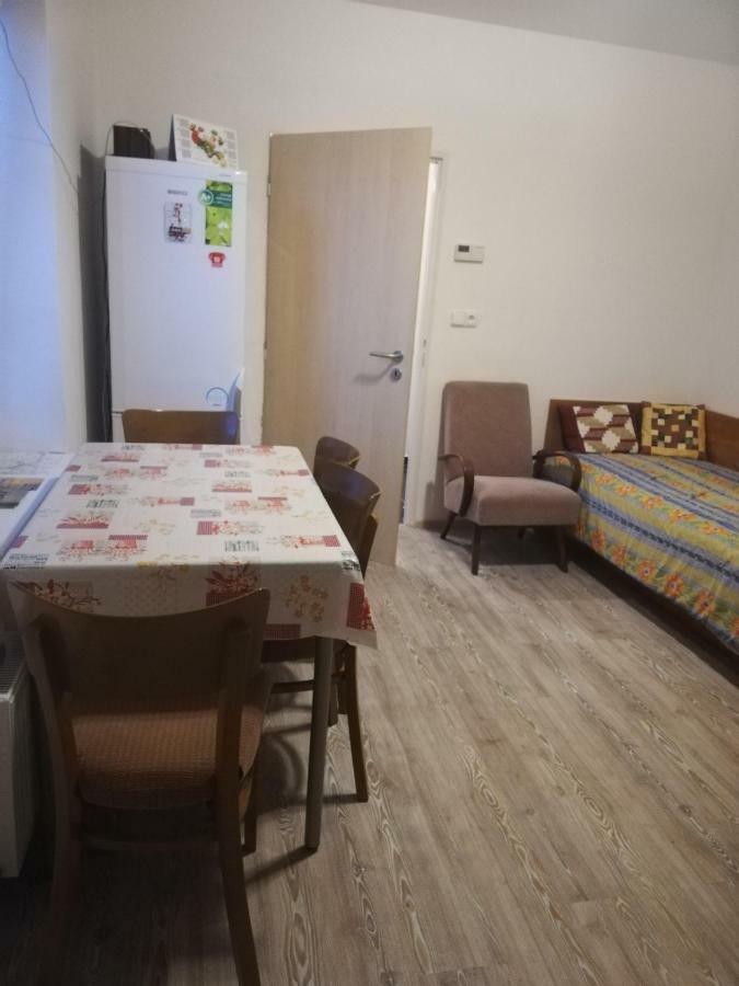 Apartmany Pod Divadlem Znojmo Eksteriør billede